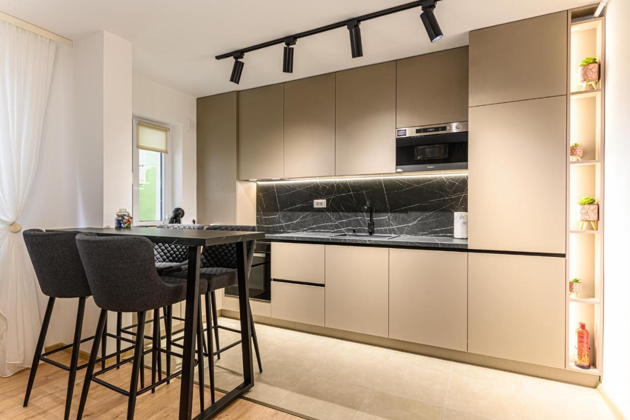 Green Wood Apartment Μπρασόβ Εξωτερικό φωτογραφία