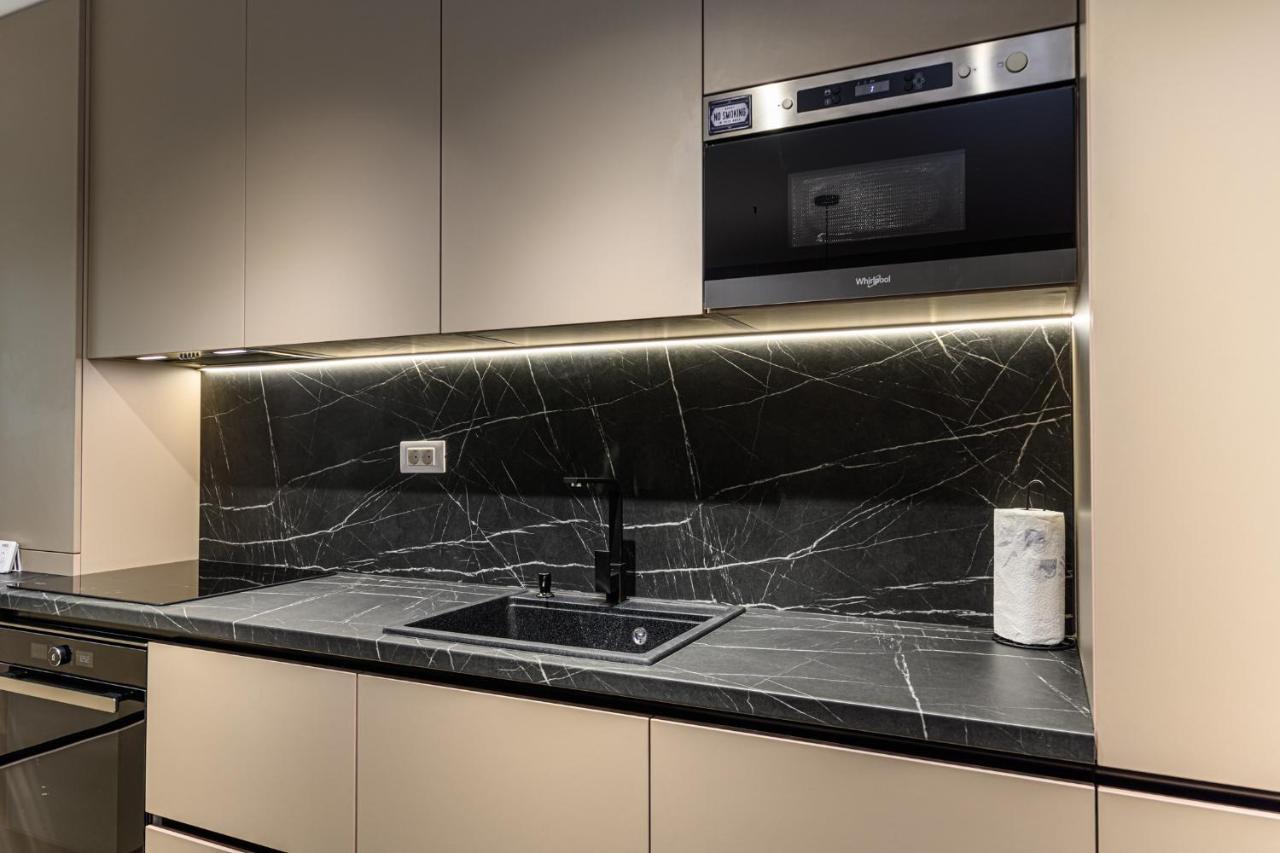 Green Wood Apartment Μπρασόβ Εξωτερικό φωτογραφία